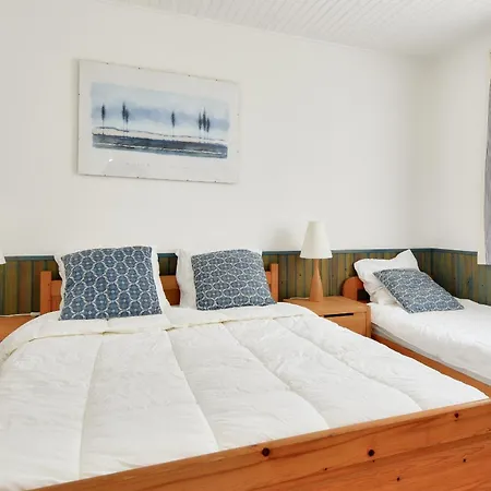 Prázdninový dům Maison Pour 10 Avec Jardin A Noirmoutier-en-l'Ile