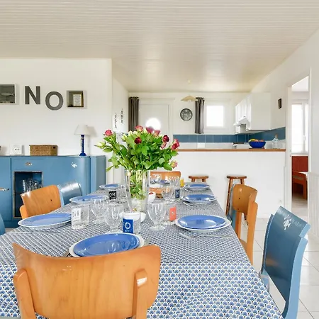 Maison Pour 10 Avec Jardin à Hébergement de vacances *