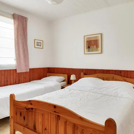 Maison Pour 10 Avec Jardin à *