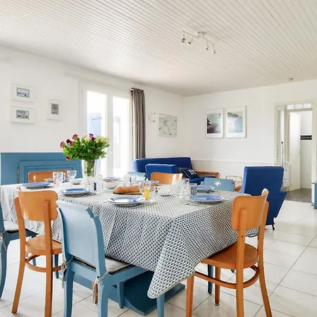 Maison Pour 10 Avec Jardin A Holiday home